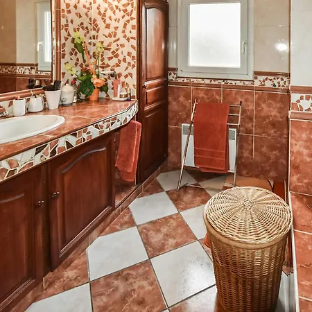 Maison Avec Piscine Privee Nyaraló